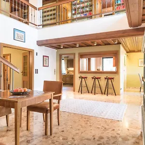 Yes, It Is Retro - Big With Indoor Pool Wien