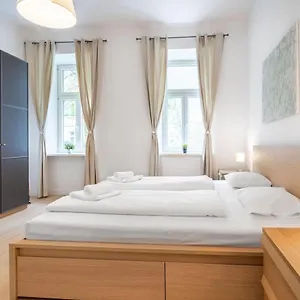 Cottageviertel - Stilvolles In Parknähe Wien